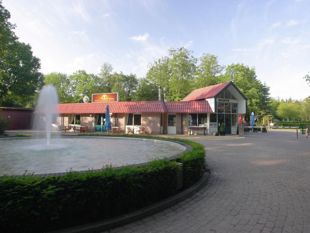 Nice Chalet With Dishwasher, Surrounded By Forest Βίλα De Bult Εξωτερικό φωτογραφία